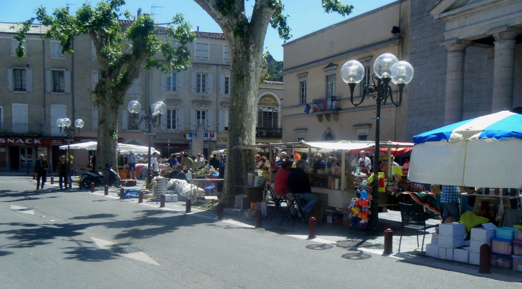 marché du terroir à Anduze